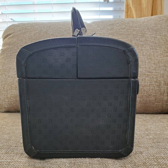 Black Authentic Vintage Fendi Vanity Train case - Picture 3 of 8